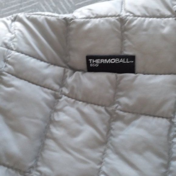🆕The North Face Girls' Thermoball Eco Parka, SM (7/8)-Meld Grey, Brand NEW, Aut - Picture 11 of 14